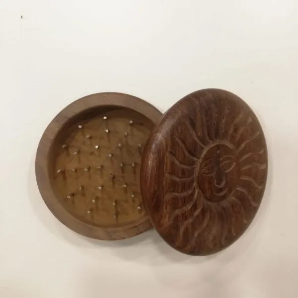 Grinder legno scuro Sole 75 mm 2 parti intagliato mano