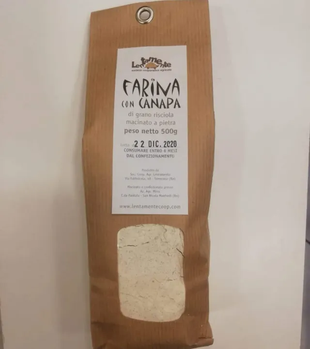 Lentamente farina Risciola canapa 500 g